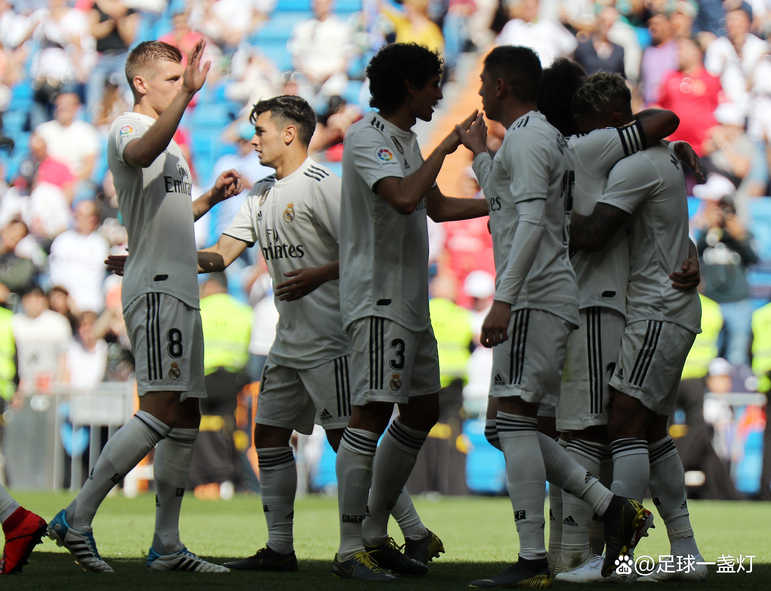 ayx登录页面-比利亚雷亚尔训练开放日，赛后复出首秀引欢呼，NBA季后赛在即，赛程密集仍需轮换的简单介绍-ayx登录页面